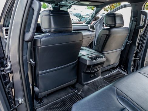 Used 2024 Toyota Tundra Platinum AWD/4WD image 34