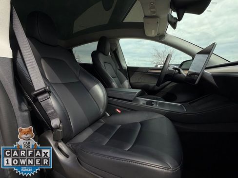 Used 2023 Tesla Model Y Long Range image 23