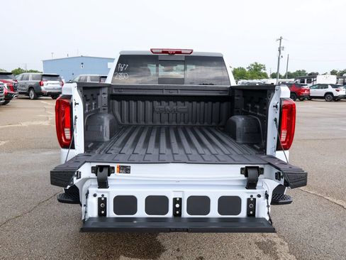 New 2026 GMC Sierra 1500 Denali Ultimate w/ LPO, Black Badging Package AWD/4WD image 5