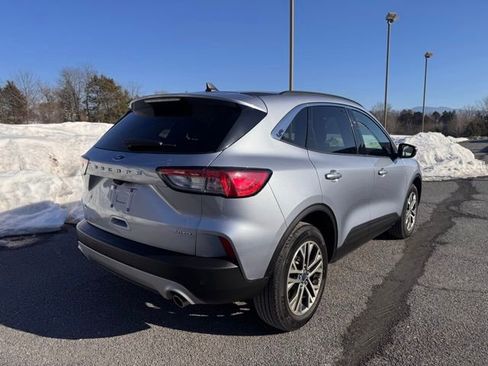 Used 2022 Ford Escape SEL image 4