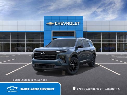 New 2026 Chevrolet Traverse LT w/ Midnight/Sport Edition FWD image 8