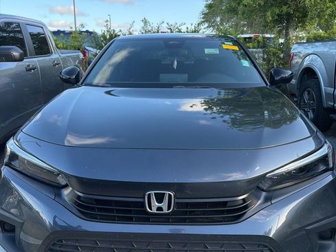 Used 2024 Honda Civic Sport image 3