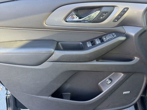 Used 2018 Chevrolet Traverse Premier w/ LPO, Floor Liner Package image 12