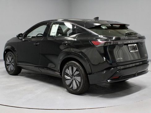 Certified 2023 Nissan Ariya AWD image 9