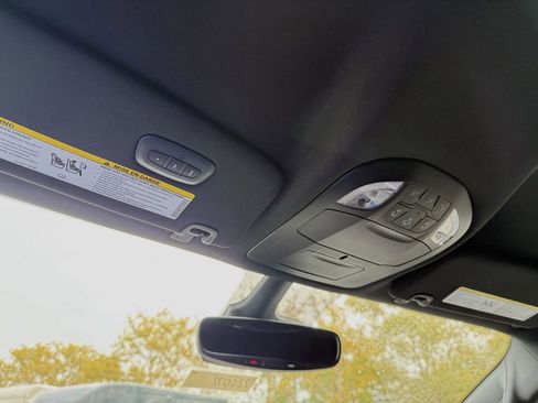 New 2026 Chrysler Pacifica Select image 23