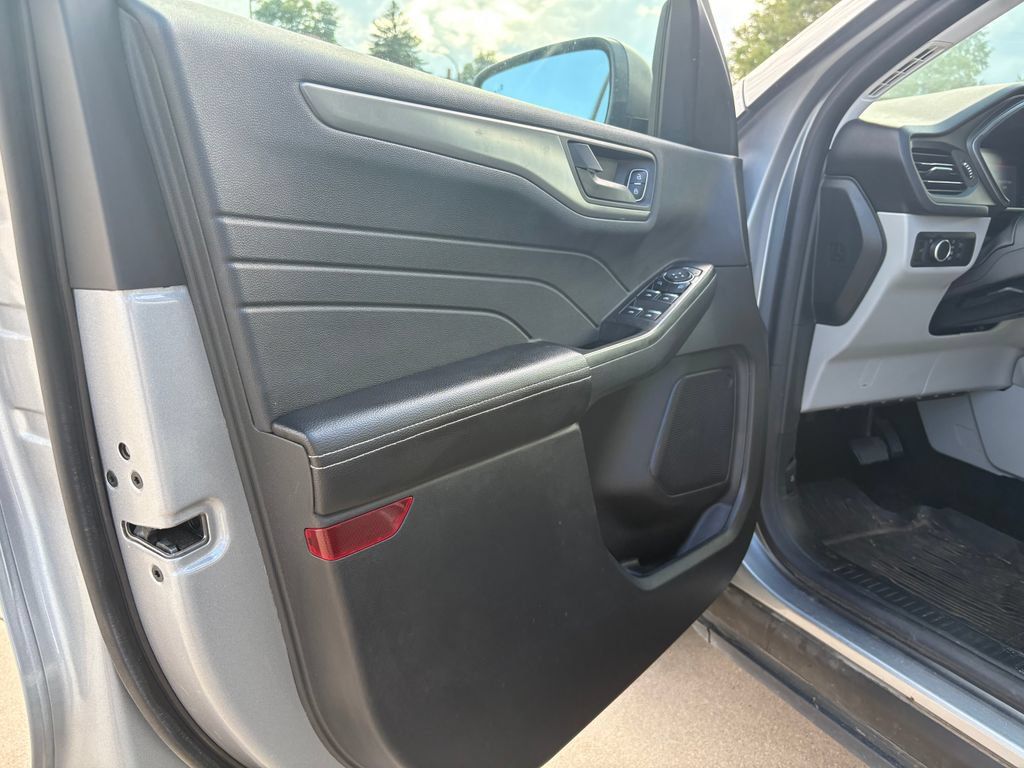 Used 2024 Ford Escape Active w/ Tech Pack #1 AWD/4WD image 7
