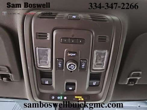 Used 2021 GMC Yukon Denali w/ Denali Premium Package image 25