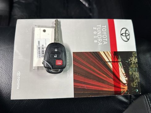 Used 2018 Toyota Tundra Limited w/ Limited Premium Package image 38