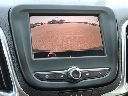 Used 2023 Chevrolet Equinox LT AWD/4WD image 23