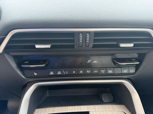 Used 2024 MAZDA CX-90 Plug-In Hybrid w/ Preferred image 16