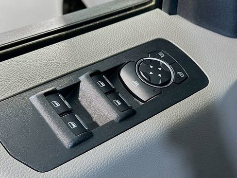 Used 2020 Ford F150 XLT w/ Equipment Group 302A Luxury AWD/4WD image 7
