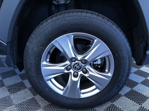 Certified 2025 Toyota RAV4 XLE w/ Convenience Package AWD/4WD image 16