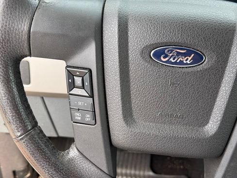 Used 2014 Ford F150 Lariat w/ Equipment Group 502A Luxury AWD/4WD image 17