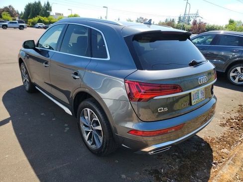 Used 2024 Audi Q5 2.0T Premium Plus w/ Premium Plus Package AWD/4WD image 3