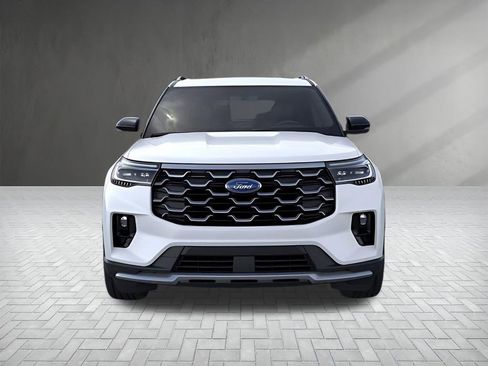 New 2026 Ford Explorer Platinum w/ LUX Leather Package image 7