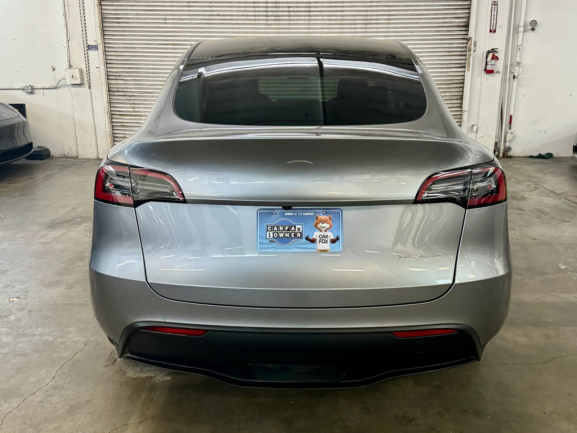 Used 2024 Tesla Model Y Long Range AWD/4WD image 6