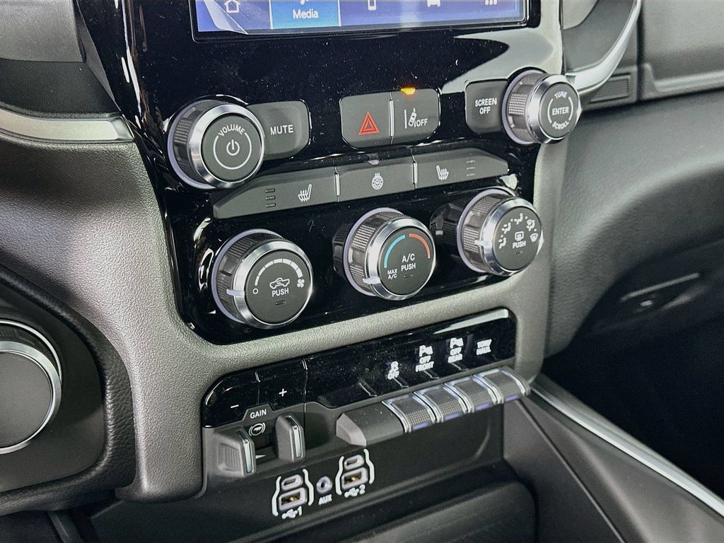 New 2026 RAM 1500 Big Horn w/ Night Edition AWD/4WD image 15