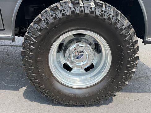 Used 2019 Ford F350 XL w/ STX Appearance Package AWD/4WD image 17