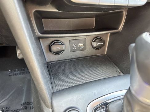Used 2019 Hyundai Kona SEL FWD image 52