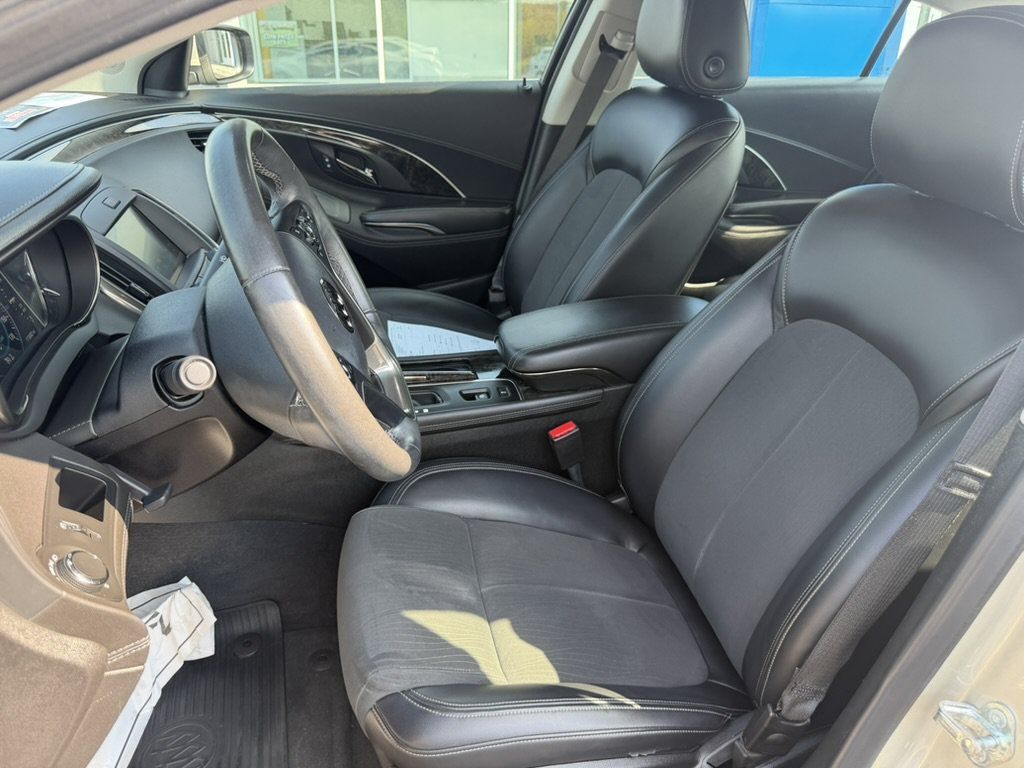 Used 2016 Buick LaCrosse FWD image 17