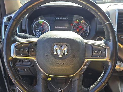 Used 2020 RAM 1500 Laramie AWD/4WD image 12