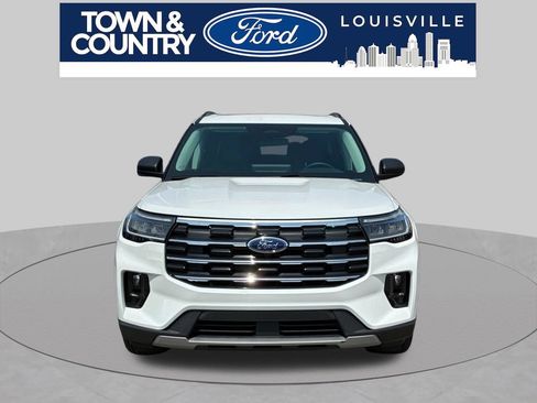 Used 2025 Ford Explorer Active w/ Active Comfort Package AWD/4WD image 21