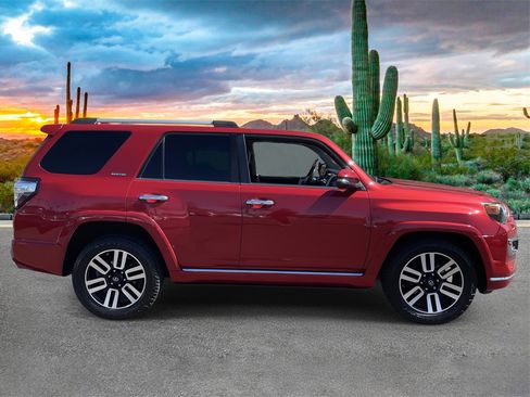 Used 2014 Toyota 4Runner Limited image 2