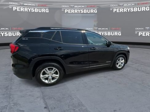 Used 2020 GMC Terrain SLE w/ Driver Convenience Package FWD image 8