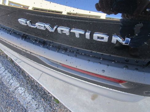 New 2026 GMC Acadia Elevation w/ Elevation Premium Package FWD image 13