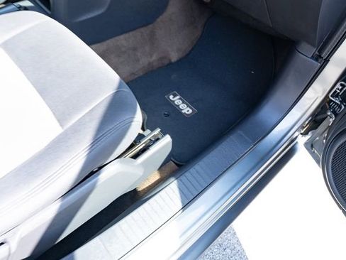 Used 2014 Jeep Compass Sport image 42