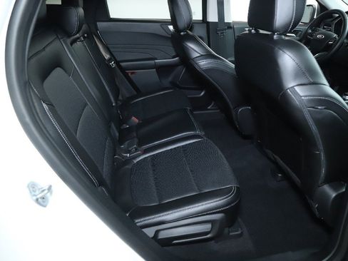 Used 2022 Ford Escape SEL image 30