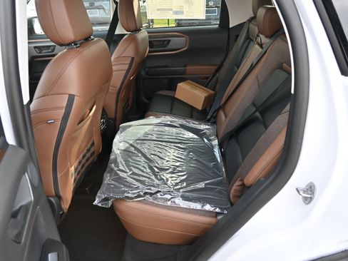 New 2025 Ford Bronco Sport Outer Banks w/ Outer Banks Tech Package+ image 34