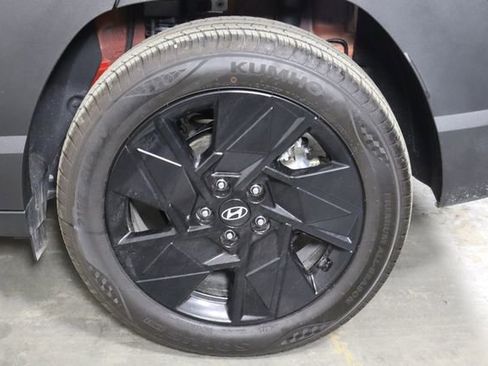 Used 2026 Hyundai Kona SEL Sport FWD image 34