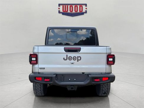 Used 2024 Jeep Gladiator Rubicon w/ Technology Group image 3