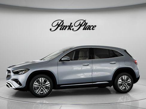 Used 2026 Mercedes-Benz GLA 250 image 4