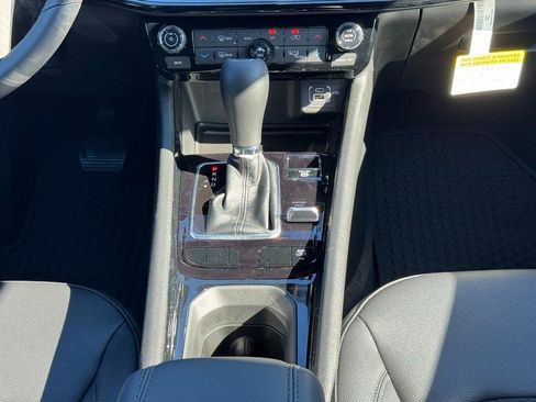 New 2026 Jeep Compass Latitude w/ Quick Order Package 29K image 9