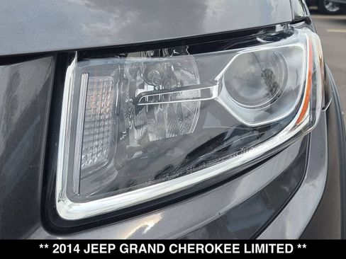 Used 2014 Jeep Grand Cherokee Limited w/ Trailer Tow Group IV AWD/4WD image 17