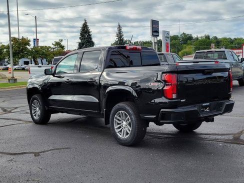New 2026 Chevrolet Colorado LT w/ LT Convenience Package AWD/4WD image 3