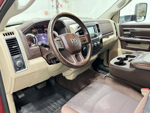 Used 2014 RAM 3500 SLT w/ Luxury Group AWD/4WD image 19