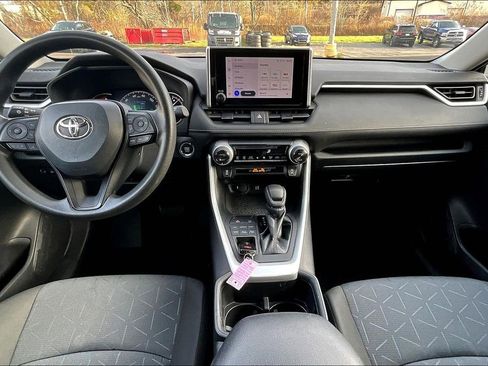 Used 2023 Toyota RAV4 XLE image 14