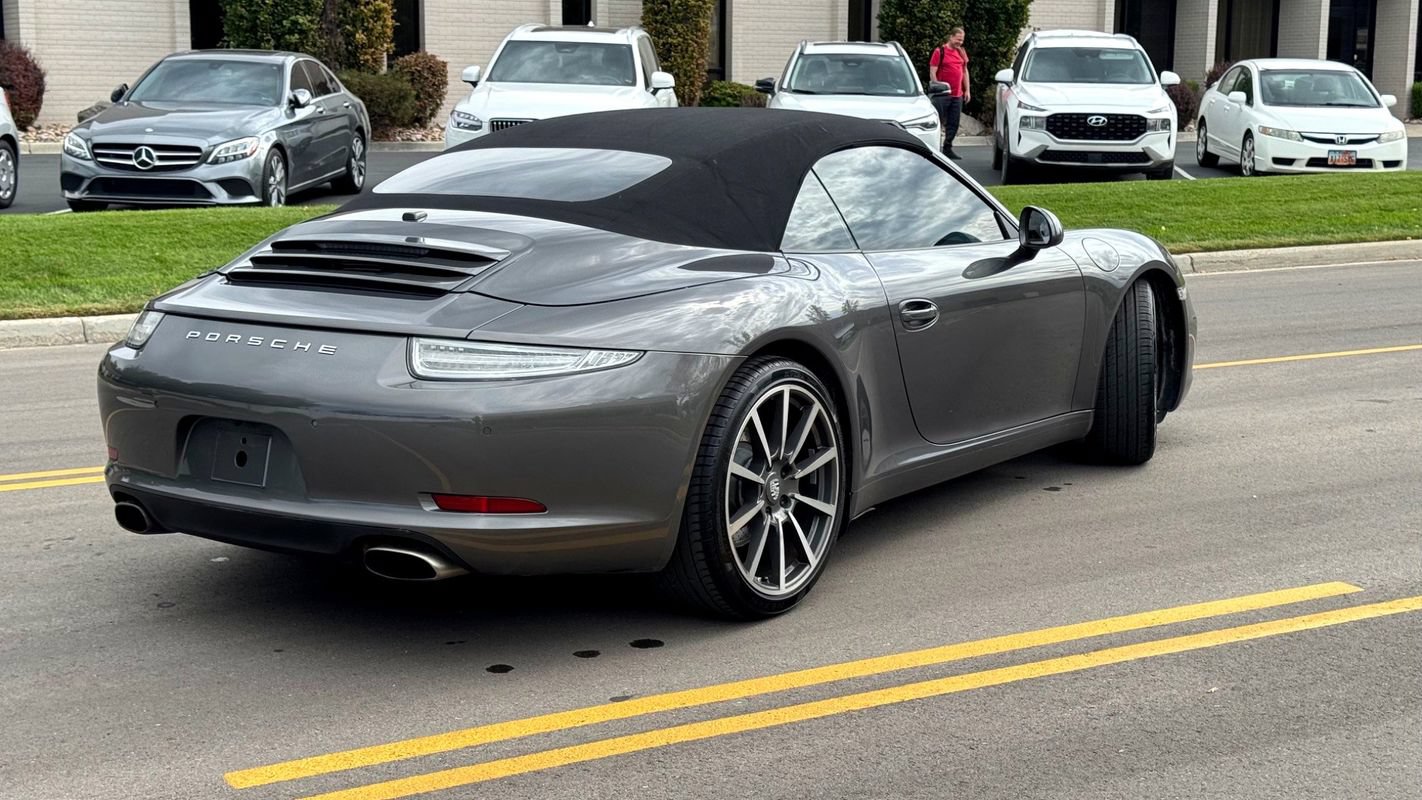 Used 2016 Porsche 911 Carrera RWD image 5