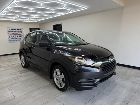 Used 2016 Honda HR-V LX image 11