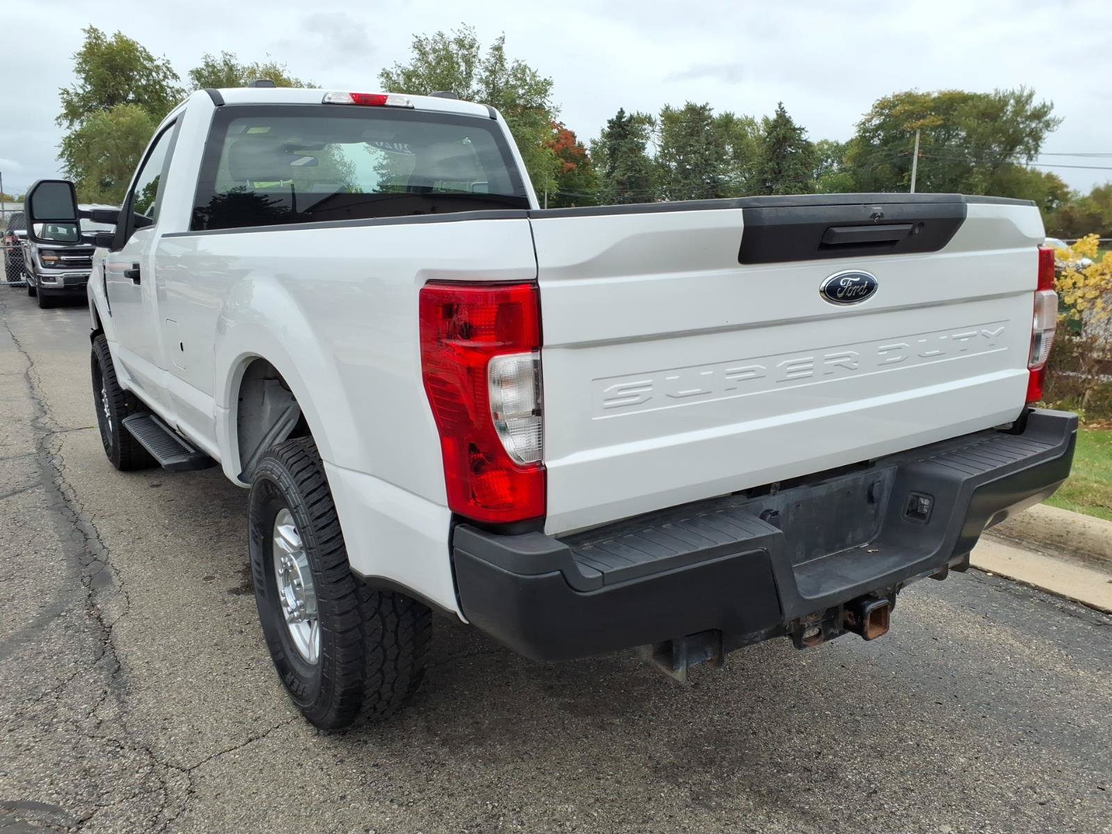 Used 2020 Ford F250 XL AWD/4WD image 4