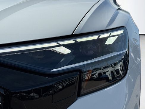 New 2026 Audi Q8 Premium Plus image 9