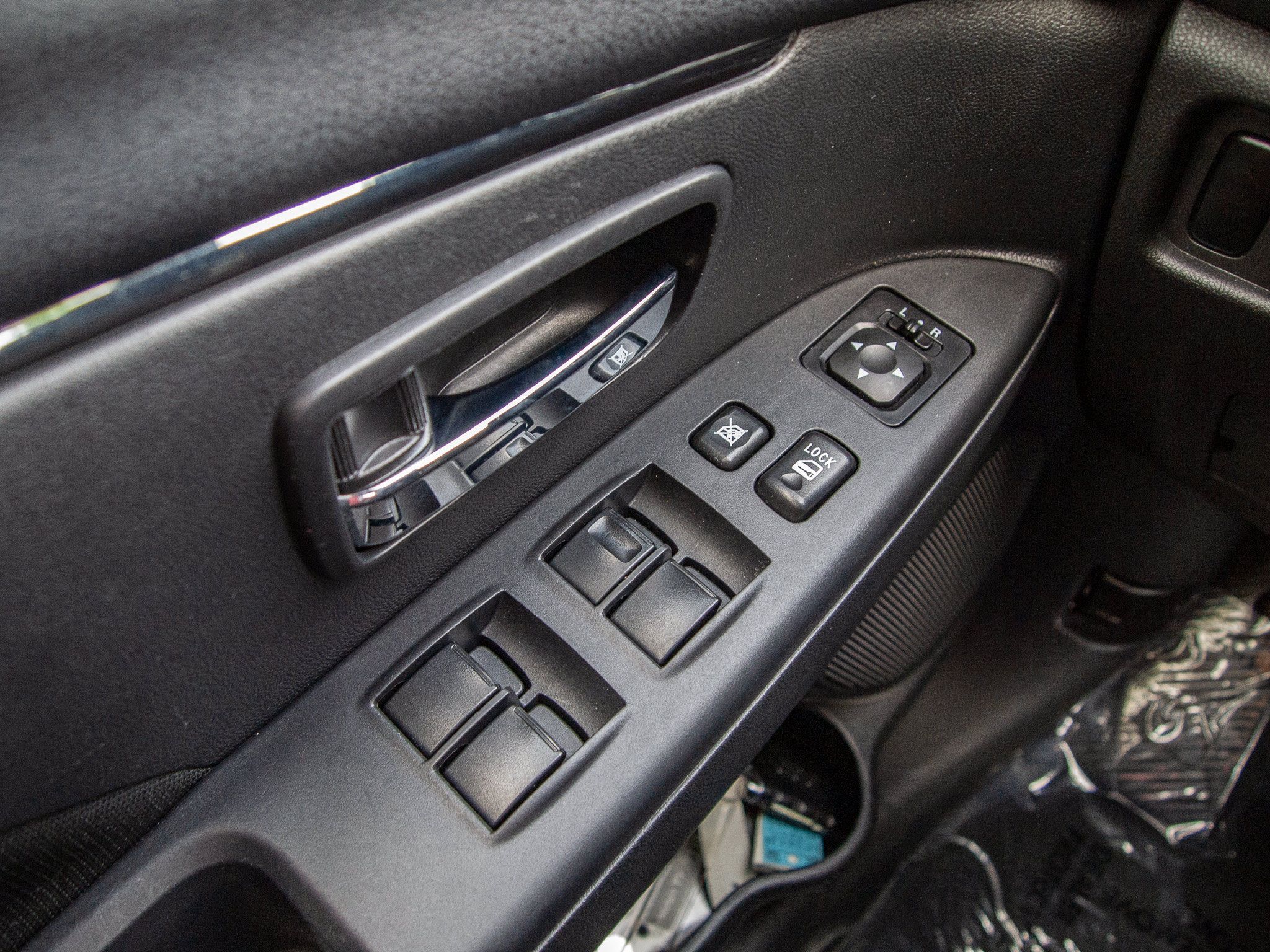 Used 2025 Mitsubishi Outlander Sport ES AWD/4WD image 12