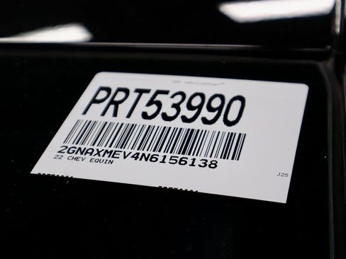 Used 2022 Chevrolet Equinox RS w/ Infotainment Package image 36