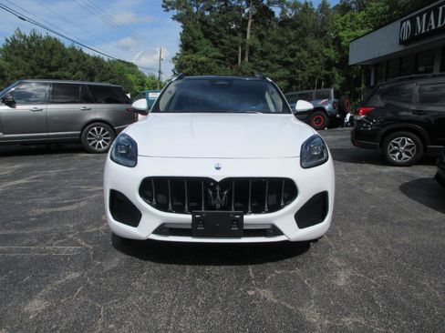 Used 2023 Maserati Grecale GT AWD/4WD image 2