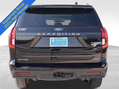 Certified 2025 Ford Expedition Max Active image 5