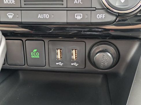 New 2026 Mitsubishi Eclipse Cross LE AWD/4WD image 28