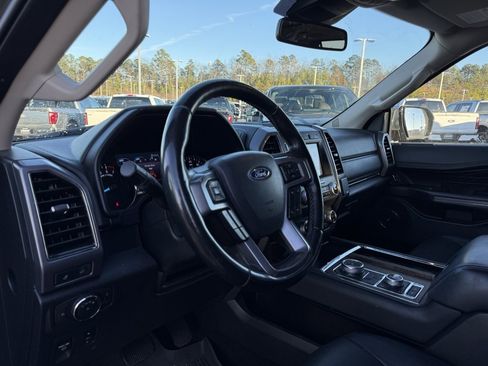 Used 2019 Ford Expedition Max Platinum image 10